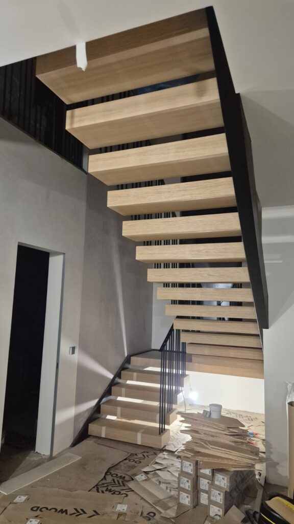Onoserv Constructii metalice brasov balustrade porti metalice mobilier handmade mobilier urban tabla corten (15)