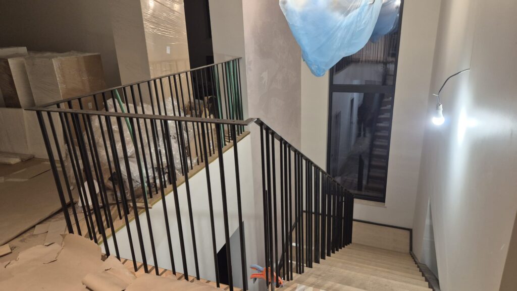 Onoserv Constructii metalice brasov balustrade porti metalice mobilier handmade mobilier urban tabla corten (16)