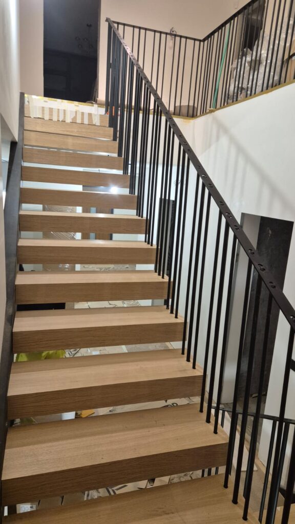 Onoserv Constructii metalice brasov balustrade porti metalice mobilier handmade mobilier urban tabla corten (18)